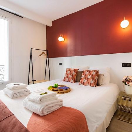 Cosy Bedroom - Tour Eiffel Champs De Mars 5A Paris Bagian luar foto