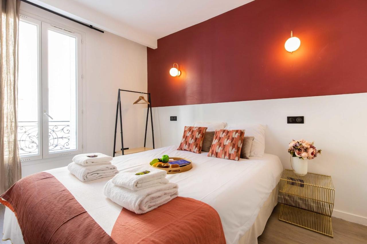 Cosy Bedroom - Tour Eiffel Champs De Mars 5A Paris Bagian luar foto