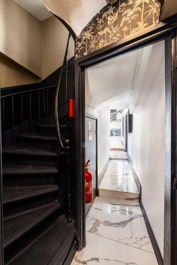 Cosy Bedroom - Tour Eiffel Champs De Mars 5A Paris Bagian luar foto